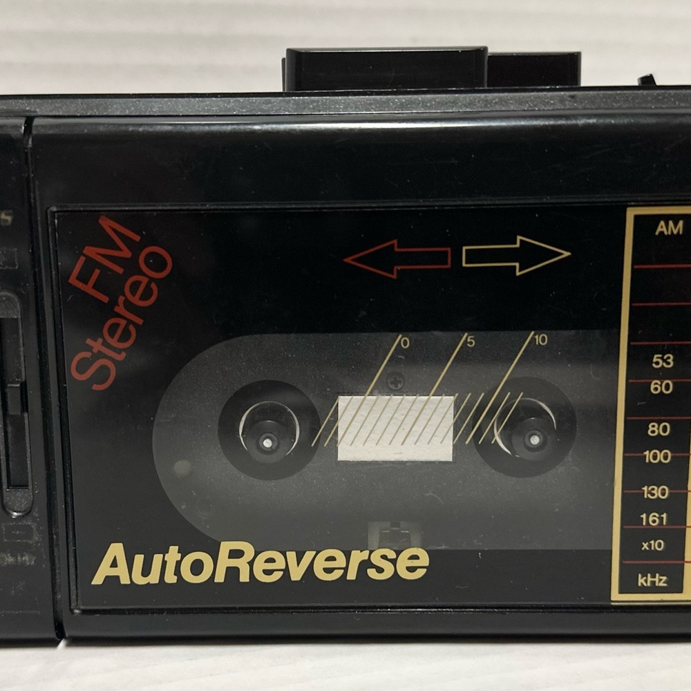 VTG (1998) Sears Roebuck LXI Series Stereo FM Radio Cassette Tape Player TESTED